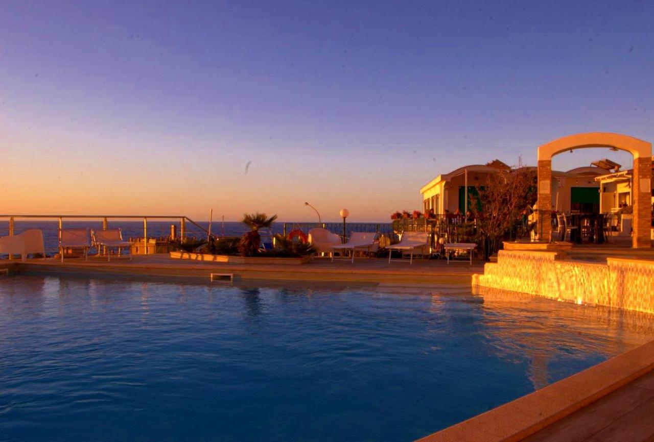 ספראקוואלו Bellevue Del Golfo Hotel & Spa מראה חיצוני תמונה